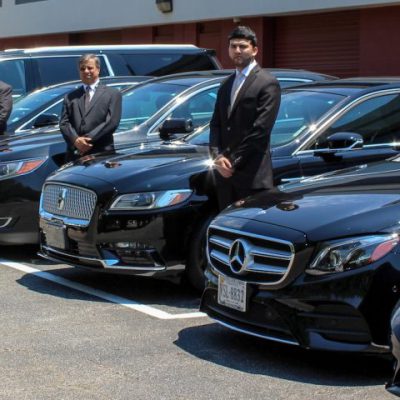 LIMO-SERVICE-VS-AIRPORT-SHUTTLE-1200×480 LIMO-SERVICE-VS-AIRPORT-SHUTTLE-1200x480